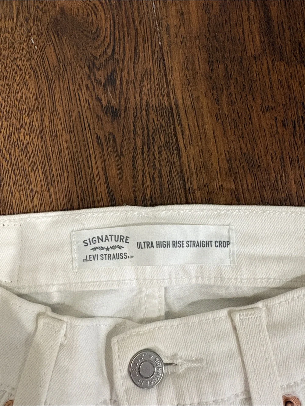Levi's Women’s Straight Leg Jeans in White